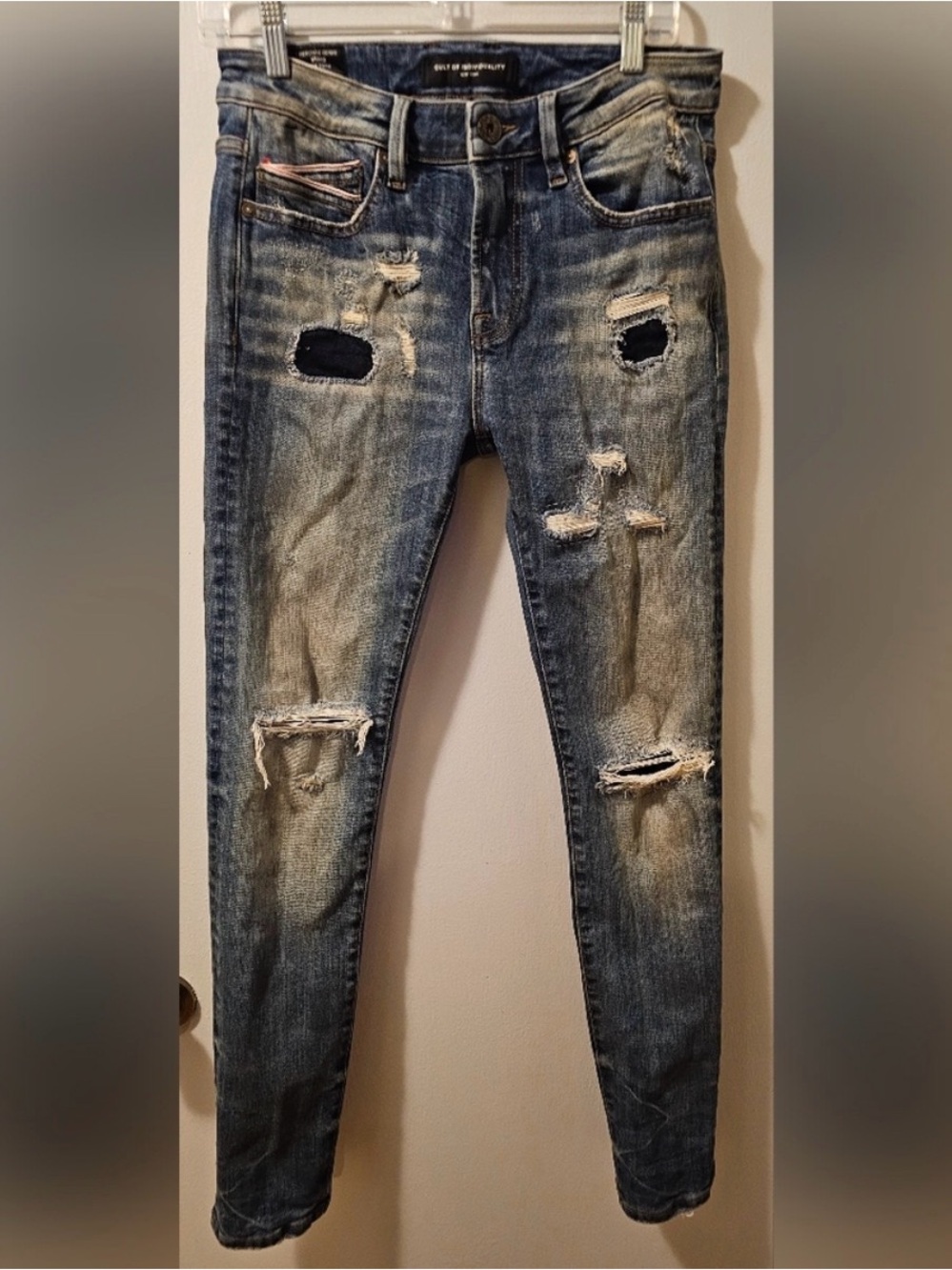 Cult of Individuality Men's Distressed Washed Blue Skinny Jeans fits true
